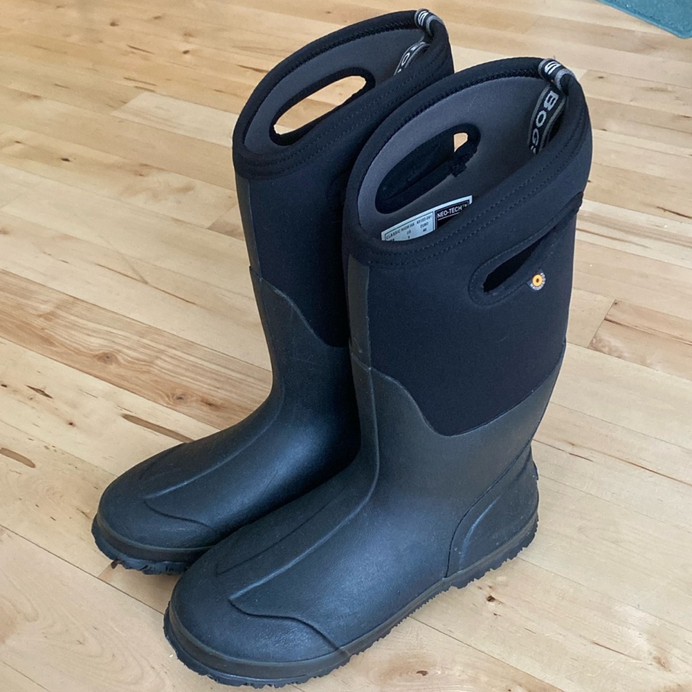 Women’s size 9 Bogs Boots
